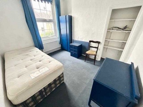 View Full Details for Viaduct Road, Room 4, Brighton