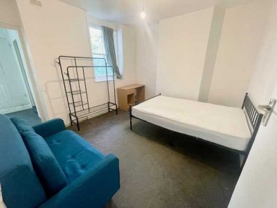 Images for Bonchurch Road, Brighton EAID:TT BID:KHA1